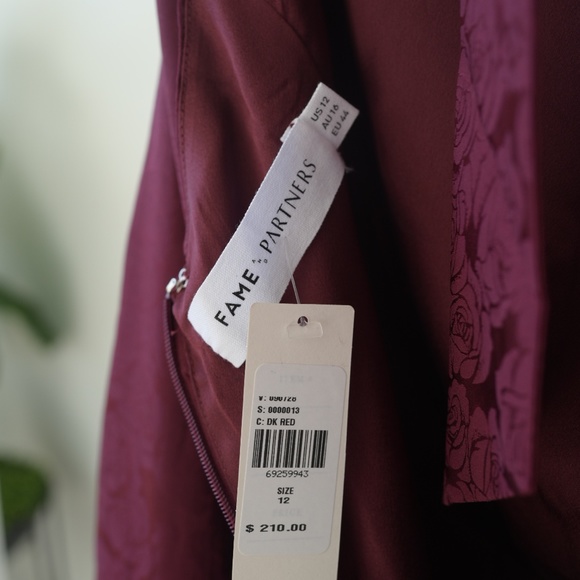 Fame and Partners Chrisley Jacquard Halter Dress - Picture 8 of 12